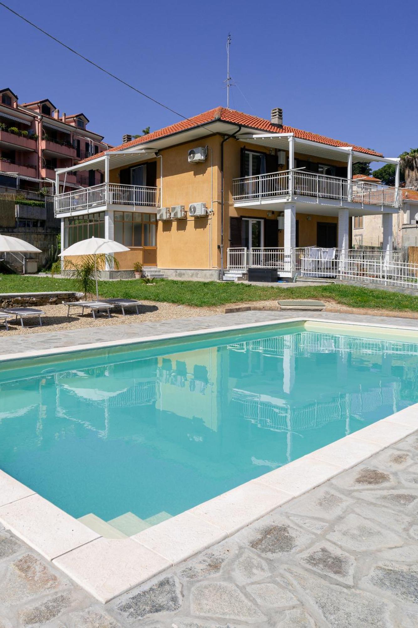 Il Gattino Di Porto - Apt 3 - Monolocale Veranda Piscina Imperia Eksteriør billede